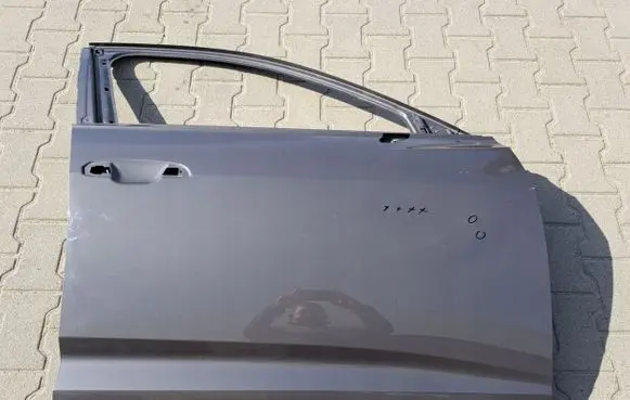 Audi A6 S6 C8 4K Front door
