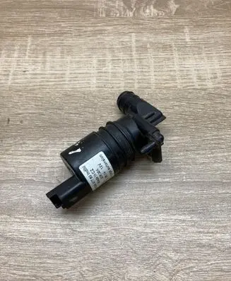 Peugeot 407 Windscreen/windshield washer pump 9643447780 008024