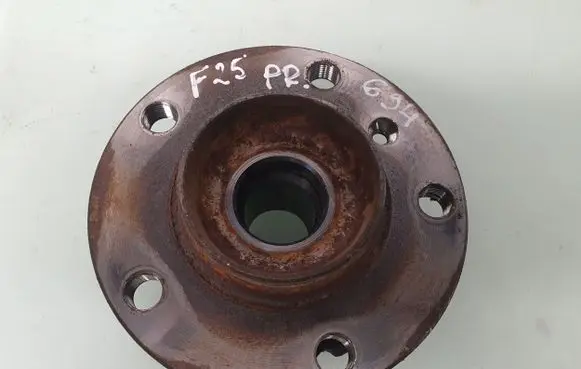 BMW X3 F25 Front wheel ball bearing 6870725 31206870725