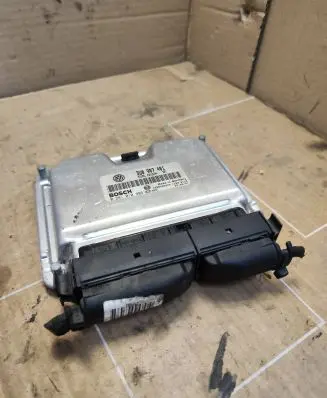 Skoda Superb B5 (3U) Engine control unit/module 3U0907401 0281010905 1039S00224