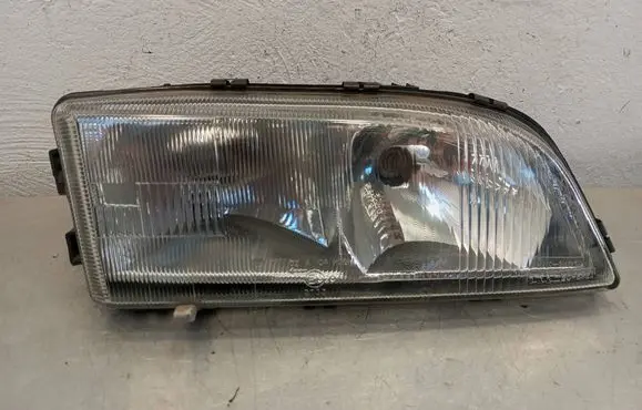 Volvo C70 Headlight/headlamp