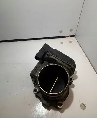 Audi A4 S4 B7 8E 8H Throttle valve 06F133062G