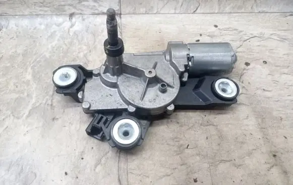 Mazda 3 I Rear window wiper motor 0390201588