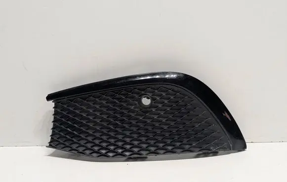 Mercedes-Benz E W213 Front bumper lower grill A2138852903