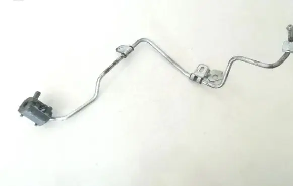 Nissan X-Trail T31 Fuel line/pipe/hose 8200543918