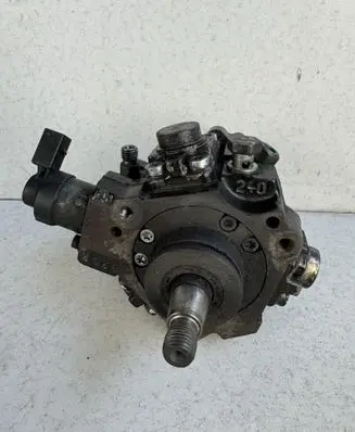 Audi A6 S6 C6 4F Fuel injection high pressure pump 059130755S 0445010154