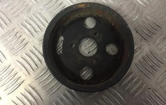 Land Rover Freelander Power steering pump pulley pqr100940