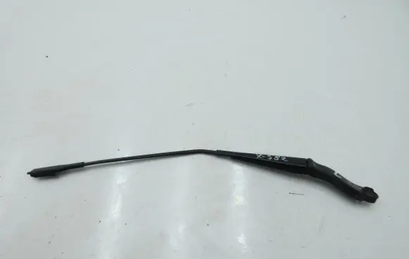 Mercedes-Benz B W245 Front wiper blade arm A1698200140