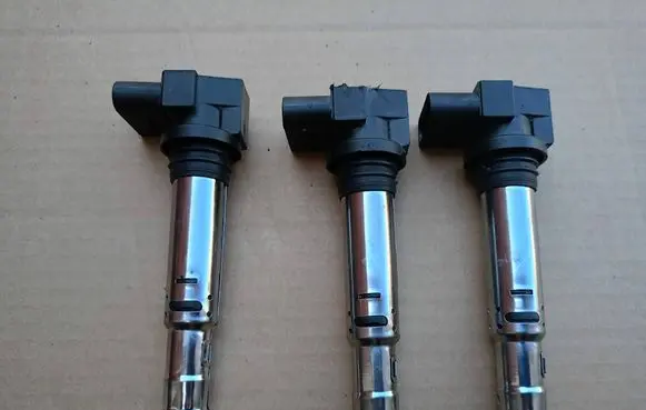 Volkswagen Polo IV 9N3 High voltage ignition coil 