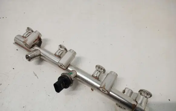 Renault Captur Fuel main line pipe 166382312R
