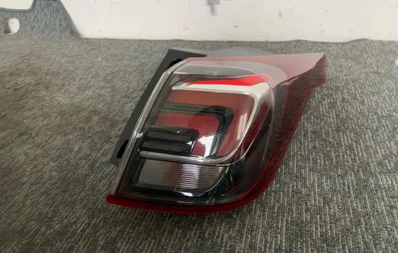 Opel Crossland X Rear/tail lights