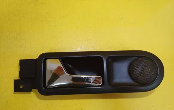 Volkswagen PASSAT B5.5 Rear door interior handle 3B0839113