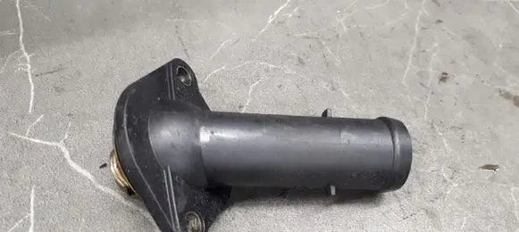 Volkswagen Golf VI Thermostat housing 03l121114b