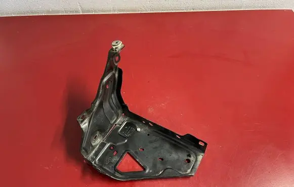 BMW X1 F48 F49 Headlight/headlamp mounting bracket 7342501
