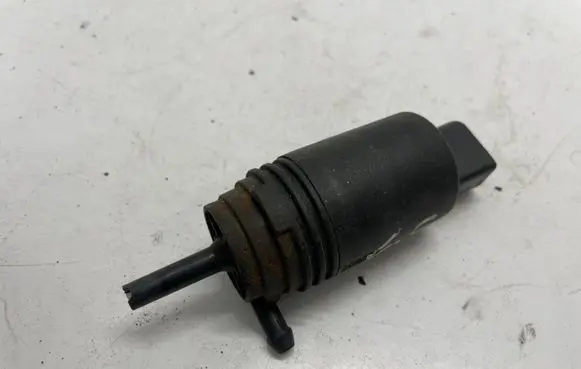 BMW 3 F30 F35 F31 Windscreen/windshield washer pump 8377612