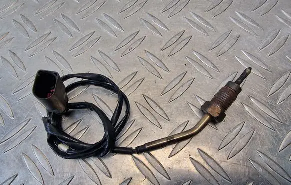 Skoda Superb B6 (3T) Exhaust gas temperature sensor 03L906088BD