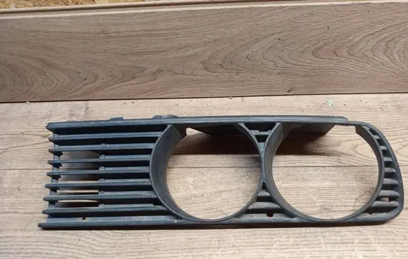 BMW 3 E30 Front grill 18760910