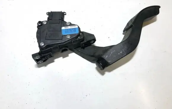Audi A6 S6 C5 4B Accelerator throttle pedal 8d1723523f