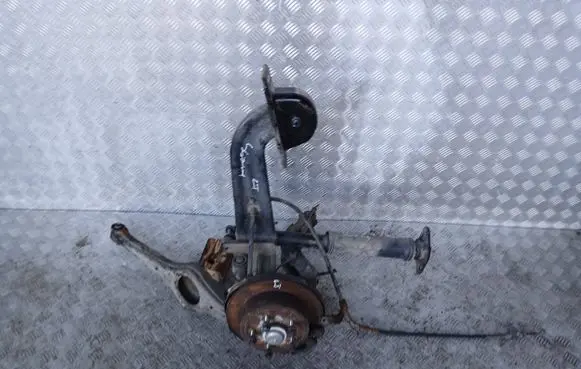 SsangYong Korando Rear wheel hub spindle/knuckle 