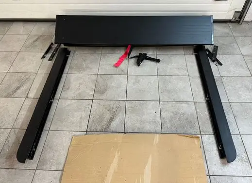 Volkswagen Amarok Pickup box tonneau cover 