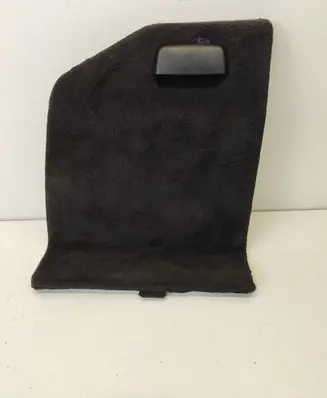 Trunk/boot lower side trim panel