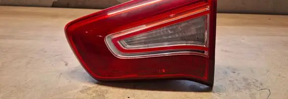 KIA Sportage Tailgate rear/tail lights 924063W0