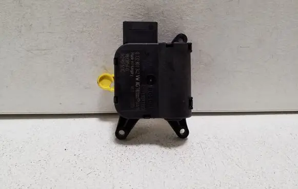 Audi Q3 8U Air flap motor/actuator 1K2907511C 0132801342 983385VG