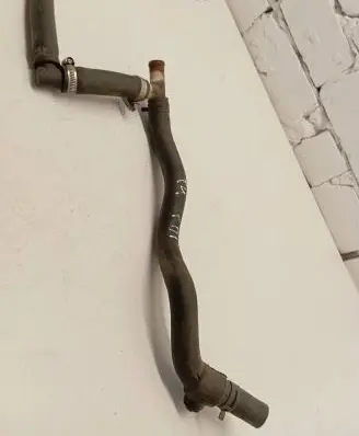 Volkswagen Transporter - Caravelle T4 Engine coolant pipe/hose 701819378C 074122157F
