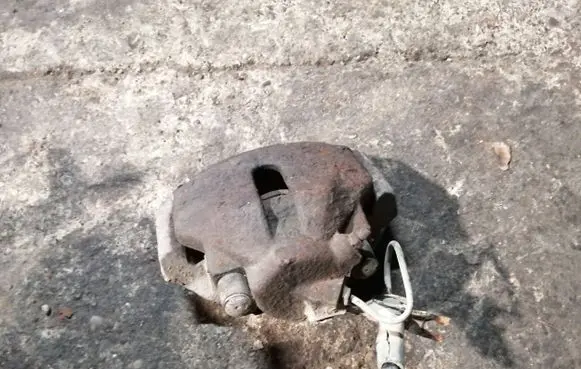 Audi A4 S4 B5 8D Front brake caliper