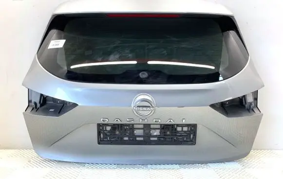Nissan Qashqai J12 Tailgate/trunk/boot lid 