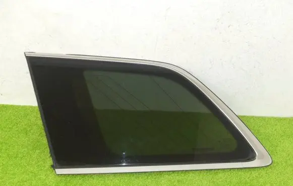 Jeep Cherokee Rear side window 512147ab