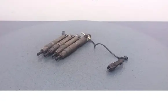 Fuel injector