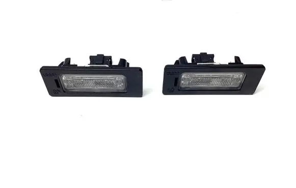 Audi A4 S4 B8 8K Number plate light 8T0943021