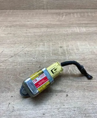 Toyota Prius (XW20) Airbag deployment crash/impact sensor 8986047040 1879000892 RL1
