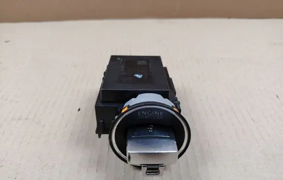 Volkswagen PASSAT B6 Ignition lock 3C0905843Q