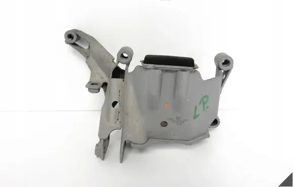 Audi A8 S8 D4 4H Engine mount bracket 4H0399059G