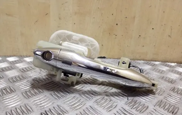 Hyundai ix35 Front door exterior handle 9072200400
