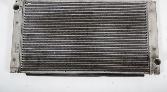 Mini One - Cooper Coupe R56 Coolant radiator 2751275