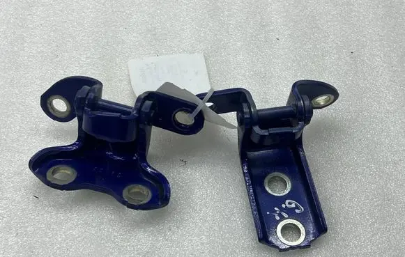 Toyota Yaris Cross Rear door hinge set ES03 ES034223 ES033923
