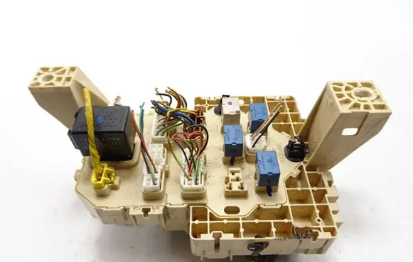 Suzuki Swift I SAM control unit 36770-72k21 ZVZL8