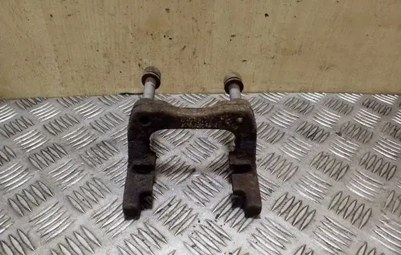 Skoda Octavia Mk2 (1Z) Brake caliper pad carrier rear 