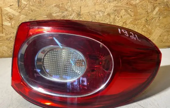 Volkswagen Tiguan Rear/tail lights 5N0945096H 00969102