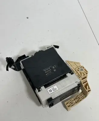 Lexus ES 300h (7th Gen) Other control units/modules 8922133E50 50154189 63572937