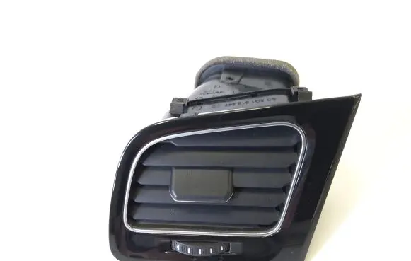 Volkswagen Golf VII Dash center air vent grill 5G1819247