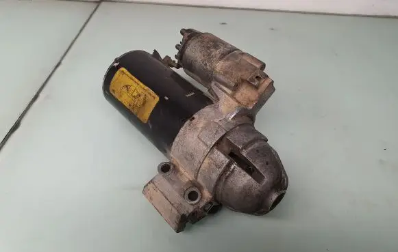 BMW 5 E60 E61 Starter motor 7802508 12417802508 12418570383