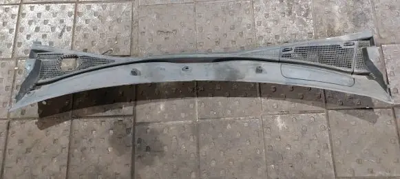 Renault Kangoo I Wiper trim 7700304885