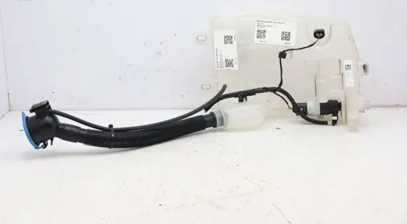 BMW 2 F44 Windshield washer fluid reservoir/tank 7488326