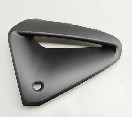 Audi A3 S3 8V Quarter panel pressure vent 8B38076829B9 8B3807682
