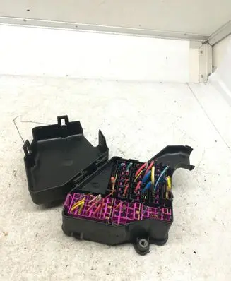 Audi A8 S8 D3 4E Fuse module 8D2941824