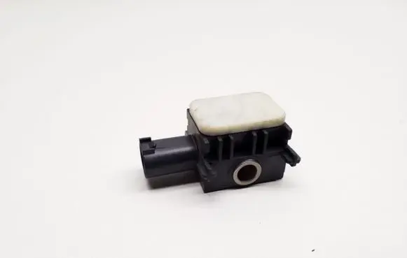 Mercedes-Benz ML W164 Airbag deployment crash/impact sensor A0038202826
